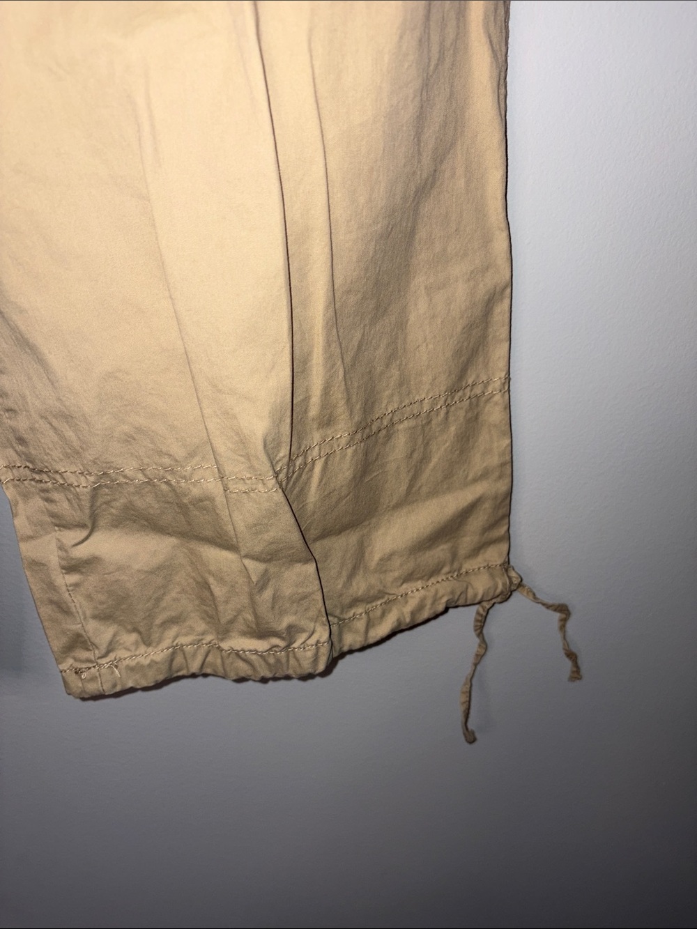 Merona Tan Drawstring Hem Capri Pants Size 6 - Picture 5 of 9